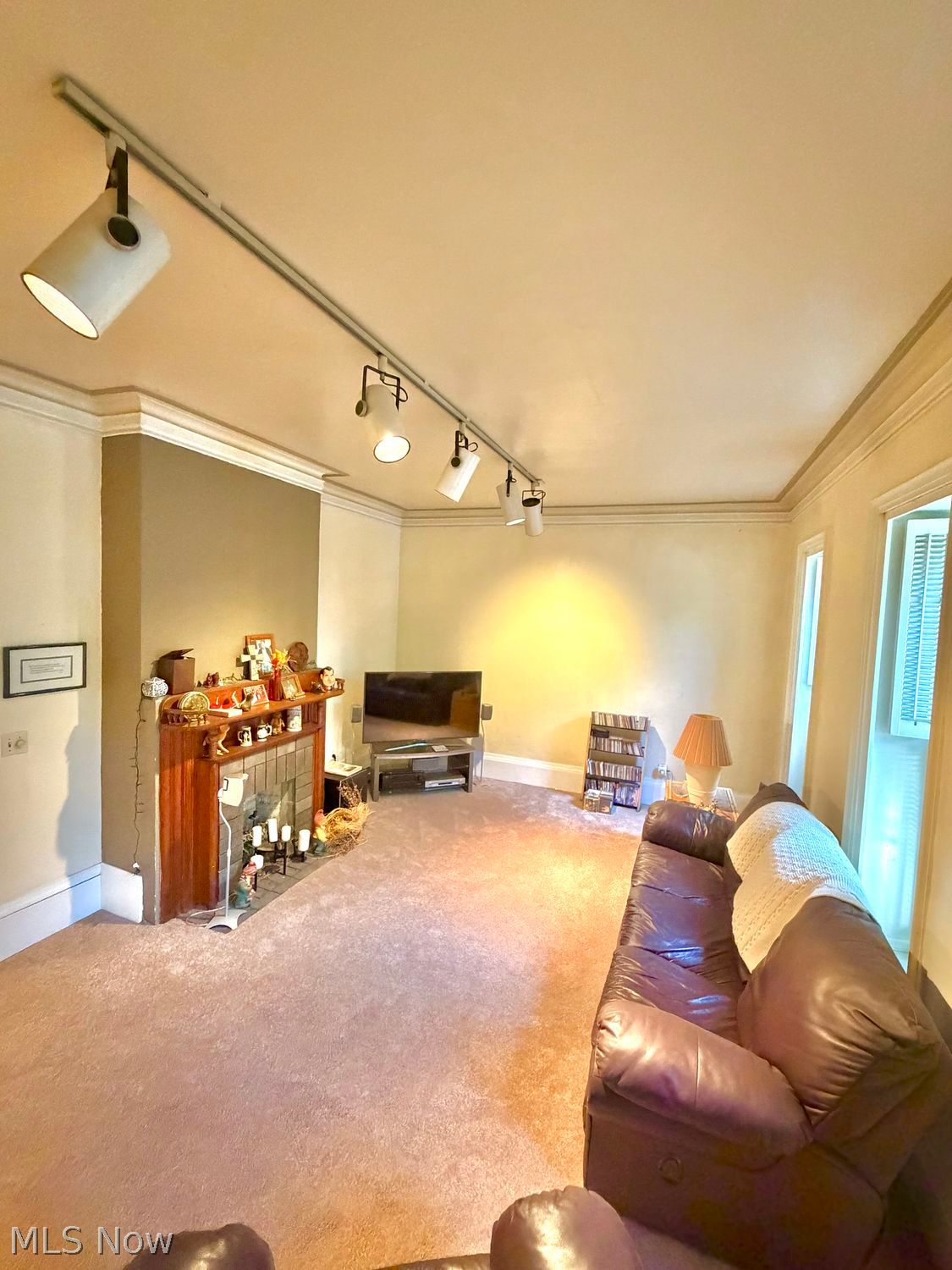 4615 Clinton Avenue Cleveland OH 44102