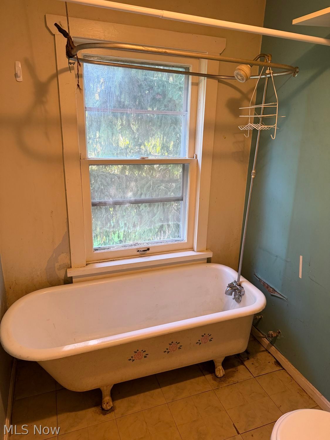 4615 Clinton Avenue Cleveland OH 44102