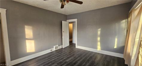 8823 Yale Avenue Cleveland OH 44108