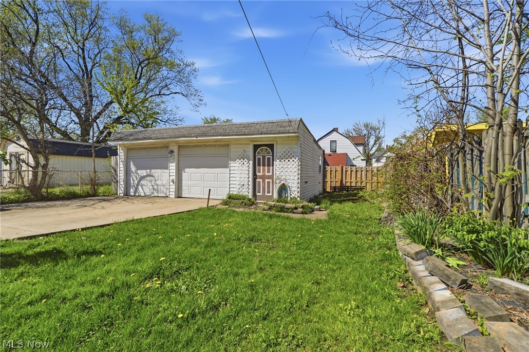 3202 Montclair Avenue Cleveland OH 44109