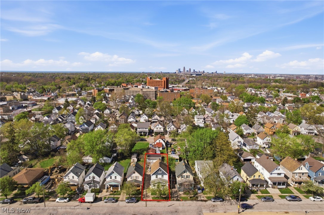 3202 Montclair Avenue Cleveland OH 44109