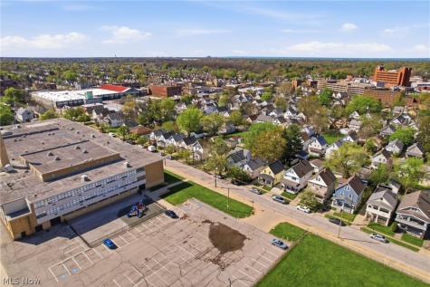3202 Montclair Avenue Cleveland OH 44109