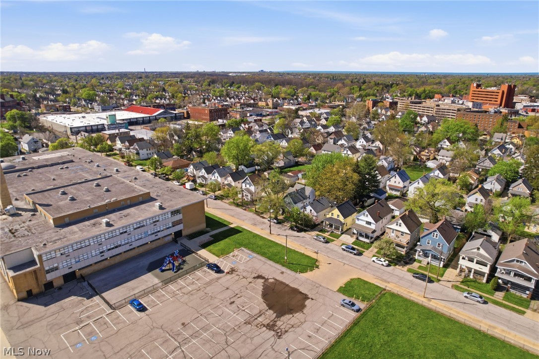 3202 Montclair Avenue Cleveland OH 44109