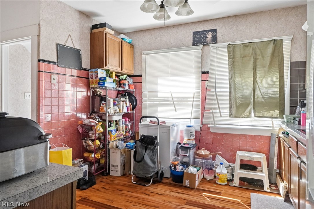 3202 Montclair Avenue Cleveland OH 44109