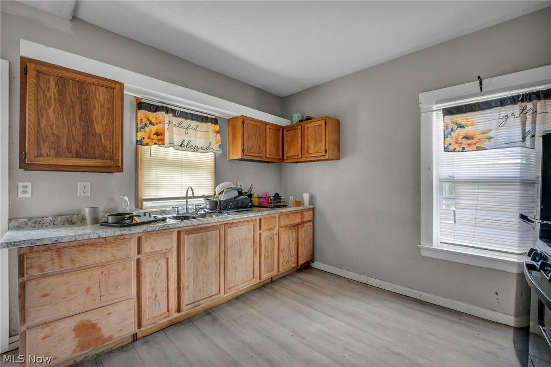 3403 W 98th Street Cleveland OH 44102