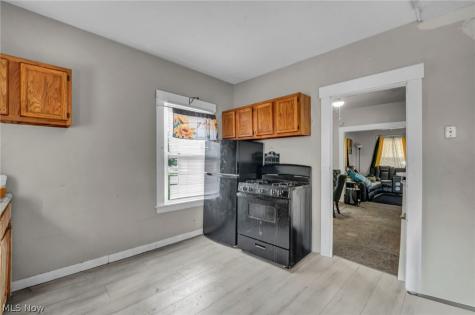 3403 W 98th Street Cleveland OH 44102