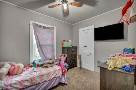 3403 W 98th Street Cleveland OH 44102