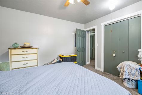 8585-8587 Manchester Avenue NW Canal Fulton OH 44614