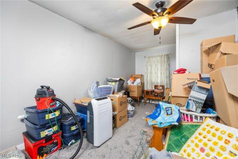 8585-8587 Manchester Avenue NW Canal Fulton OH 44614