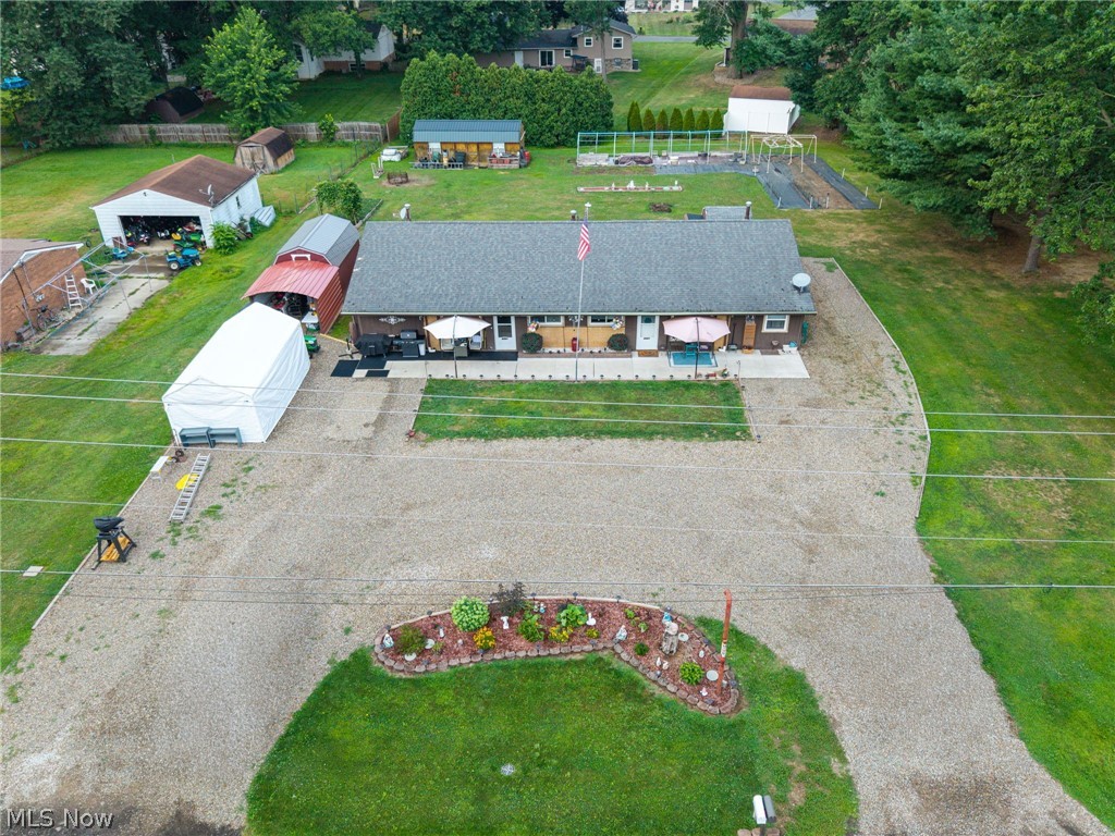 8585-8587 Manchester Avenue NW Canal Fulton OH 44614