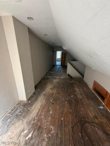 10524 Helena Avenue Cleveland OH 44108