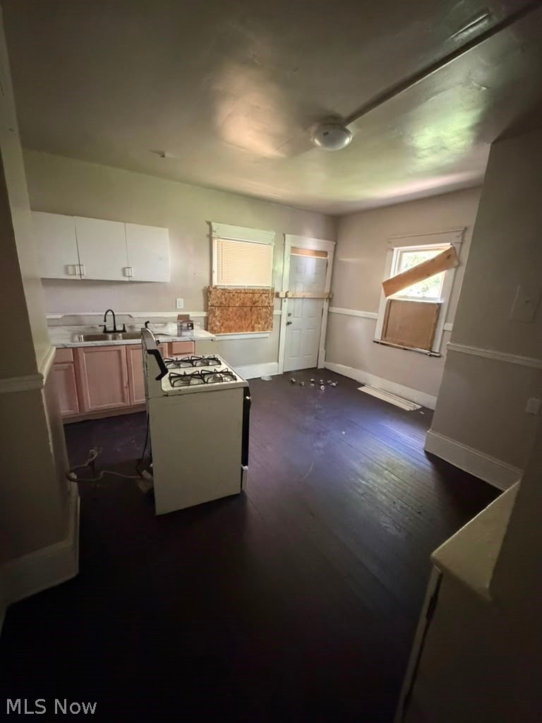 10524 Helena Avenue Cleveland OH 44108