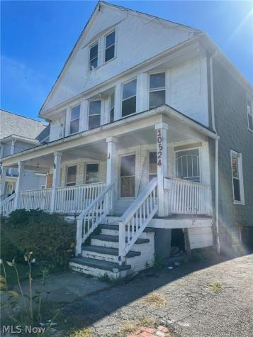 10524 Helena Avenue Cleveland OH 44108
