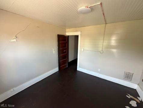 10524 Helena Avenue Cleveland OH 44108