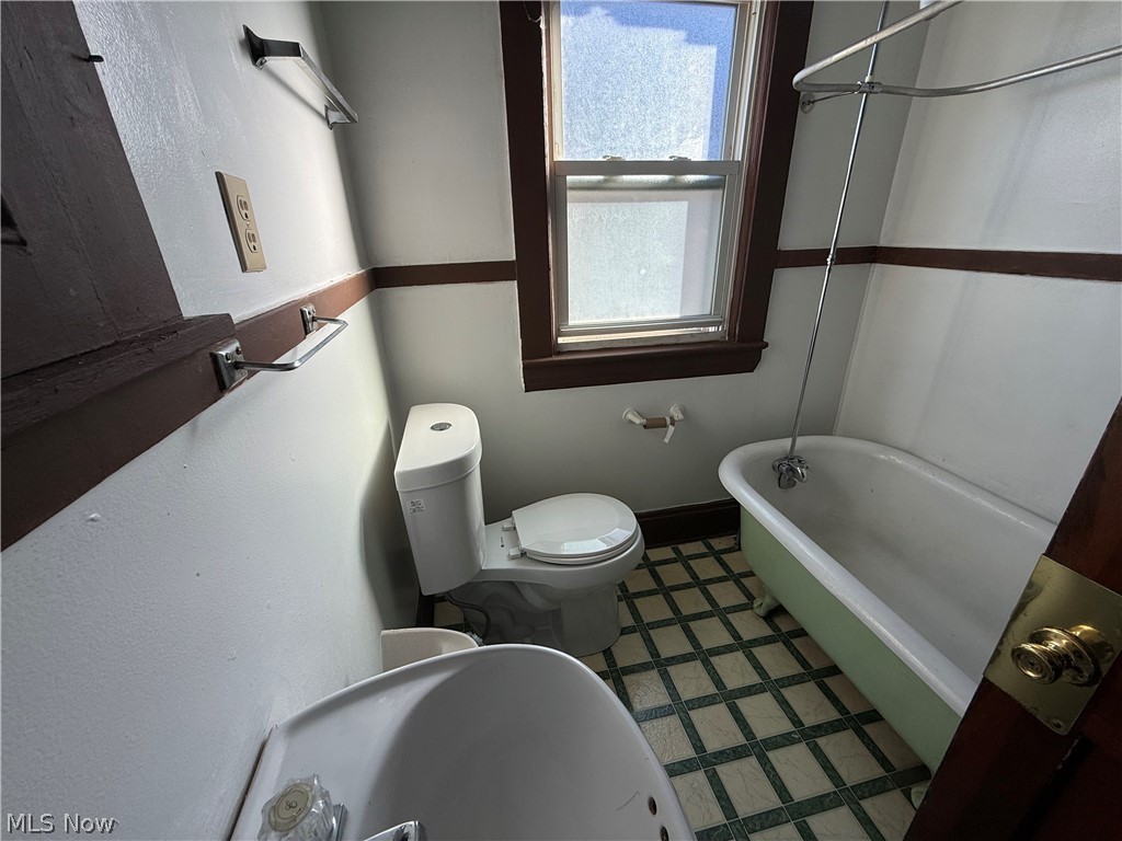 3273 W 99th Street Cleveland OH 44102