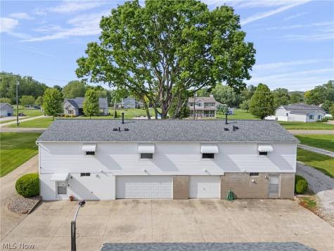 120 Center Road New Franklin OH 44319