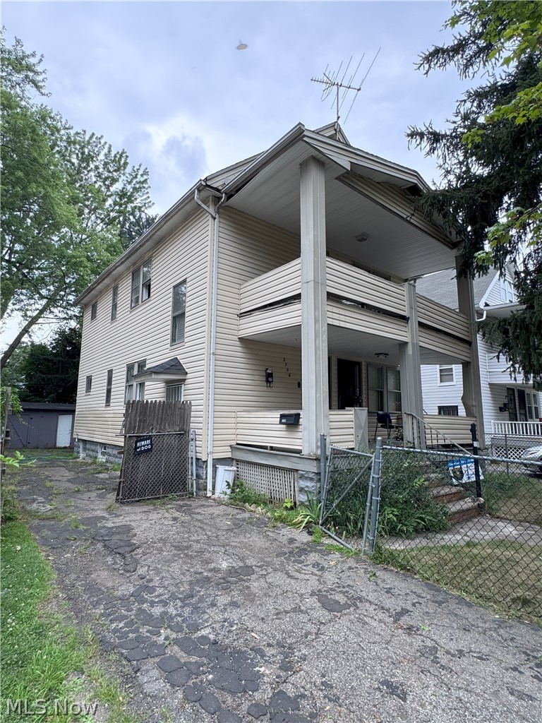 2786 E 119th Street Cleveland OH 44120