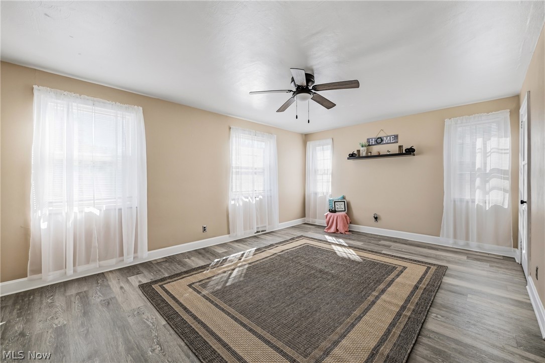 676 SE Central Parkway Avenue SE Warren OH 44484