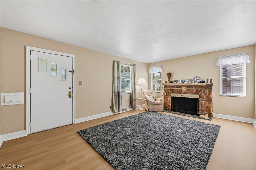 676 SE Central Parkway Avenue SE Warren OH 44484