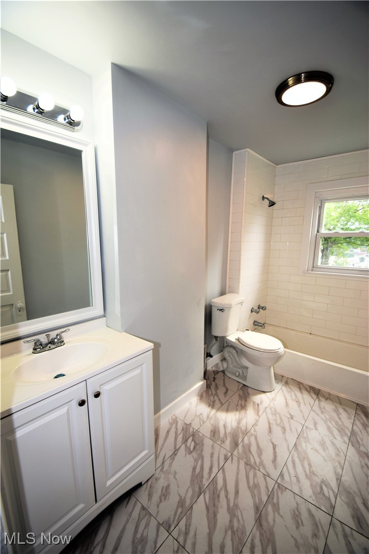 334 & 336 Thompson Avenue East Liverpool OH 43920
