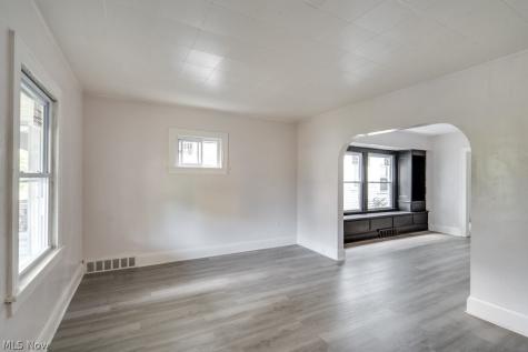 11701 Gay Avenue Cleveland OH 44105