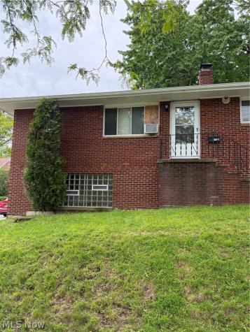 1923-1925 Evergreen Avenue Akron OH 44301