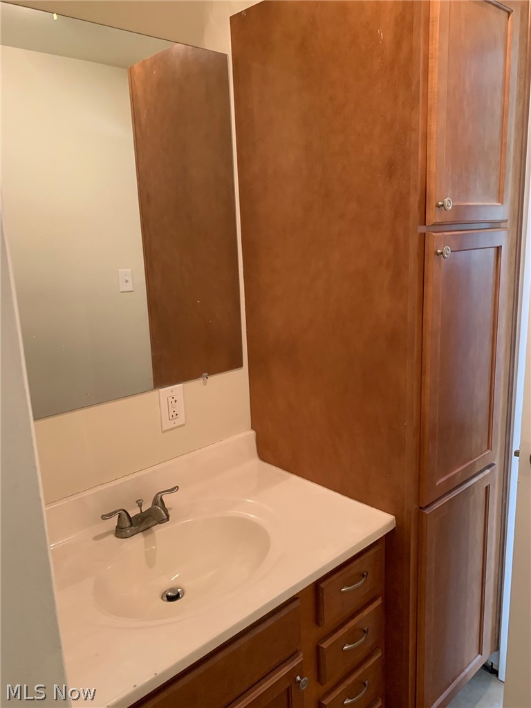 1923-1925 Evergreen Avenue Akron OH 44301