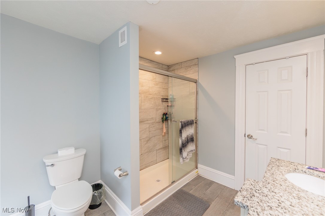 1412 Winchester Avenue Lakewood OH 44107