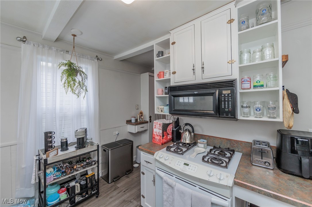1412 Winchester Avenue Lakewood OH 44107