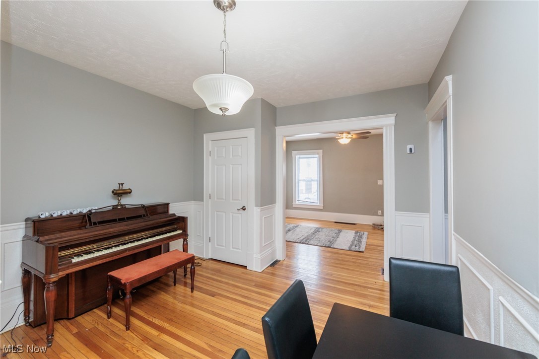 1412 Winchester Avenue Lakewood OH 44107