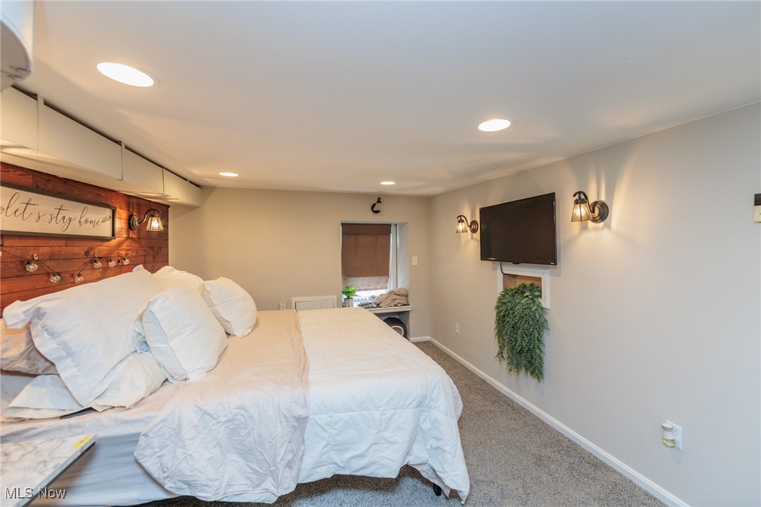 1412 Winchester Avenue Lakewood OH 44107