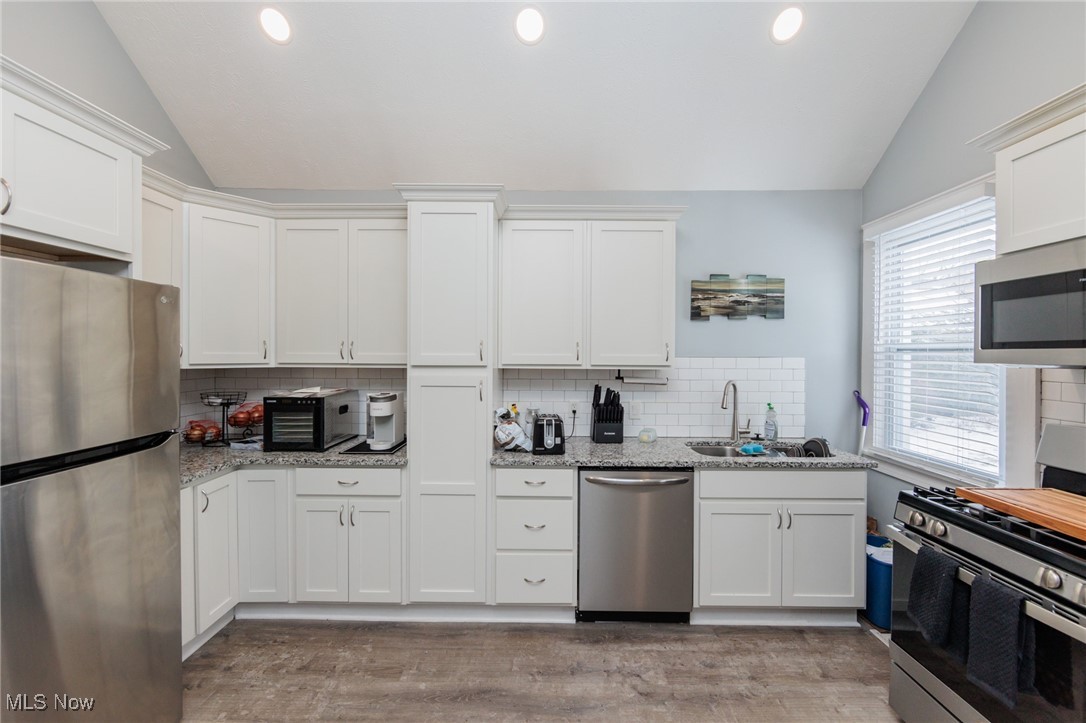 1412 Winchester Avenue Lakewood OH 44107