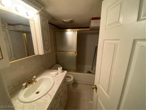 7619 Essen Avenue Parma OH 44129