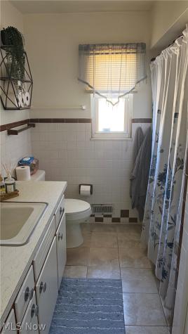 3200 Snow Road Parma OH 44134