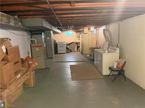 3200 Snow Road Parma OH 44134