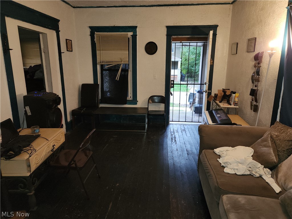 10001 Sophia Avenue Cleveland OH 44104