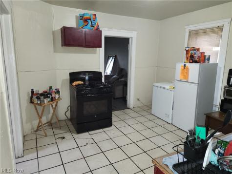 10001 Sophia Avenue Cleveland OH 44104