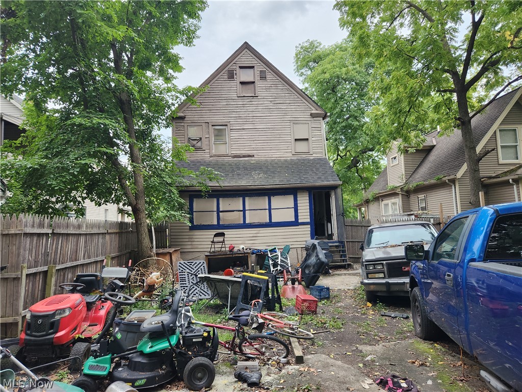 10001 Sophia Avenue Cleveland OH 44104