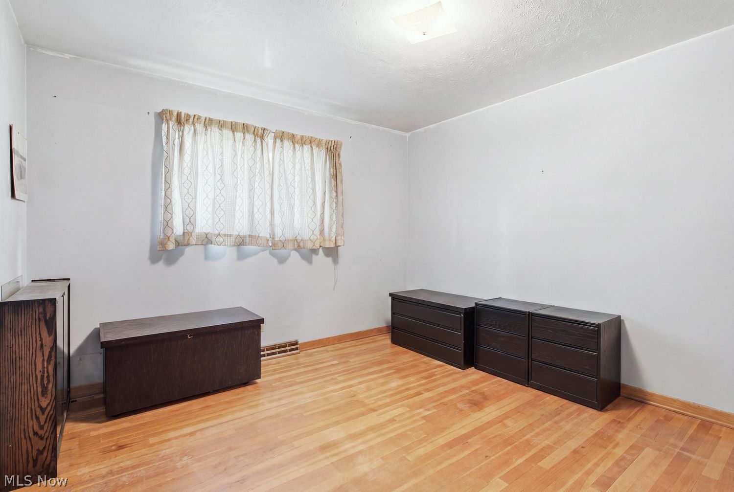 476-480 Celia Ave Celia Avenue Akron OH 44312