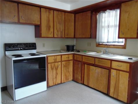 210 Clara Court Louisville OH 44641