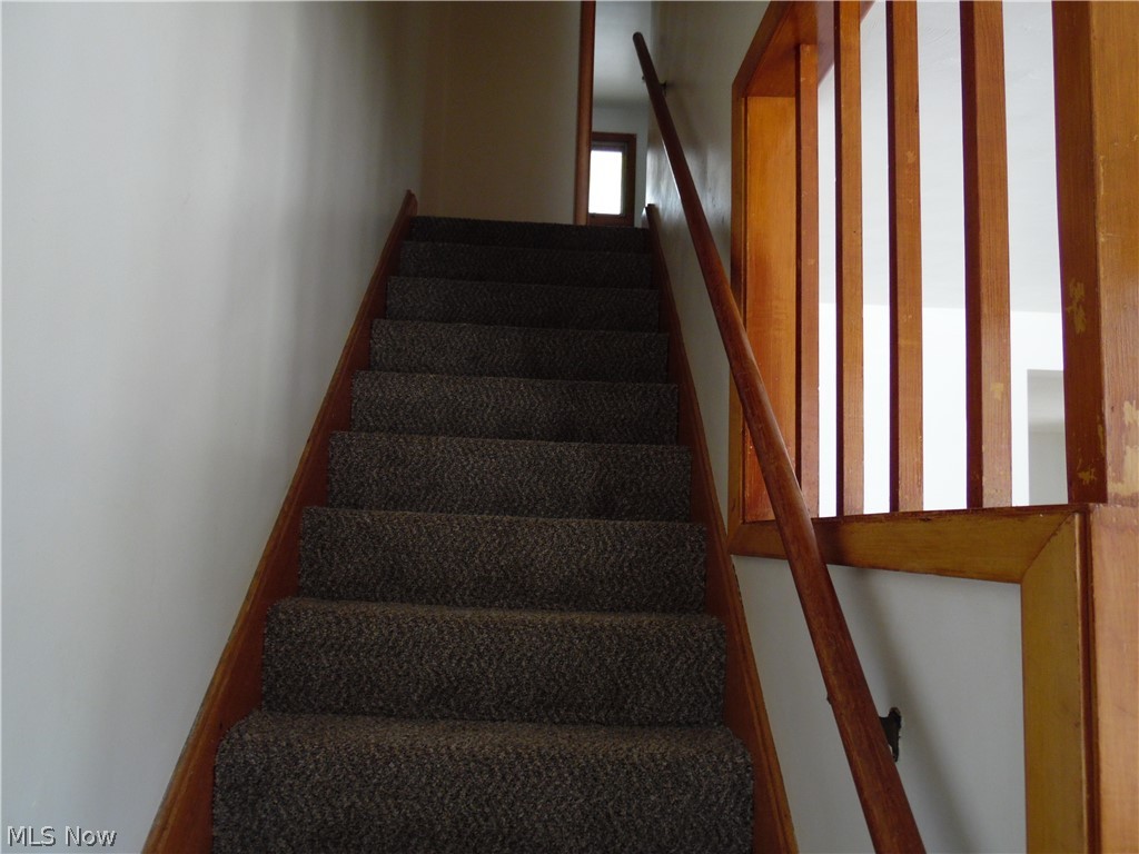 210 Clara Court Louisville OH 44641