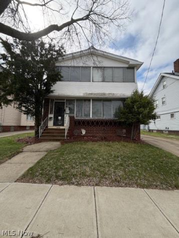 16206 Grovewood Avenue Cleveland OH 44110