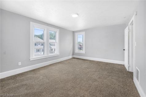 885 Wales Road NE Massillon OH 44646