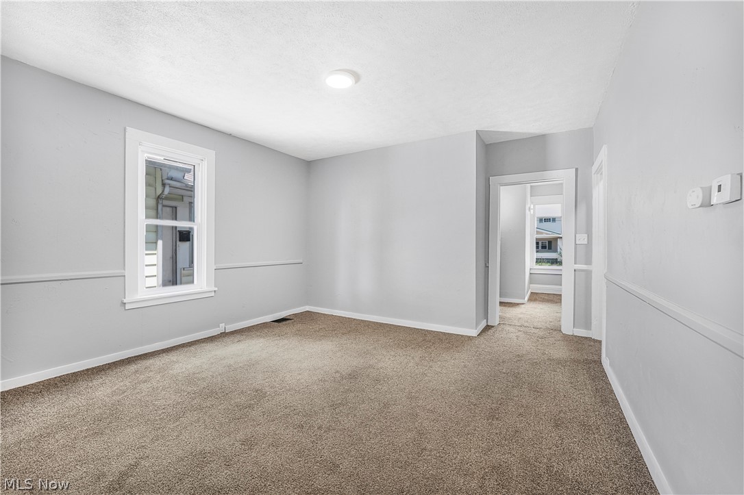 885 Wales Road NE Massillon OH 44646