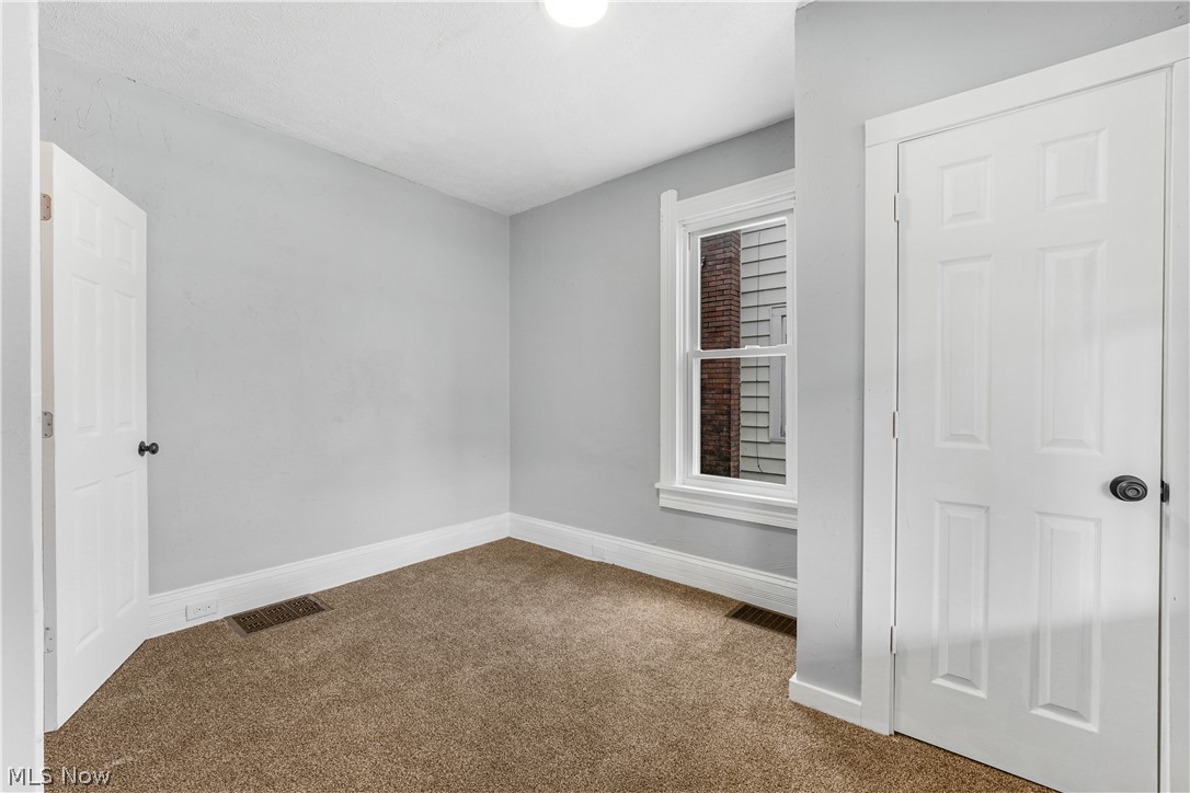 885 Wales Road NE Massillon OH 44646