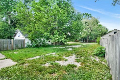 885 Wales Road NE Massillon OH 44646