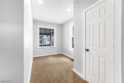 885 Wales Road NE Massillon OH 44646