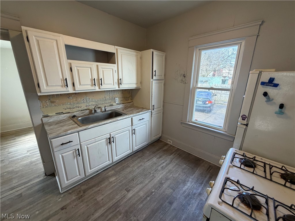 3308 W 90th Street Cleveland OH 44102