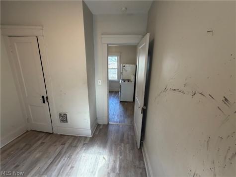 3308 W 90th Street Cleveland OH 44102