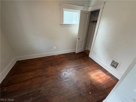 3308 W 90th Street Cleveland OH 44102